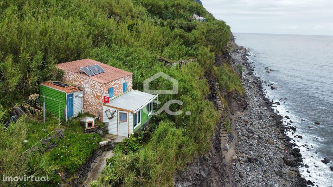 Terreno com 6.969,00 m2 - Povoação