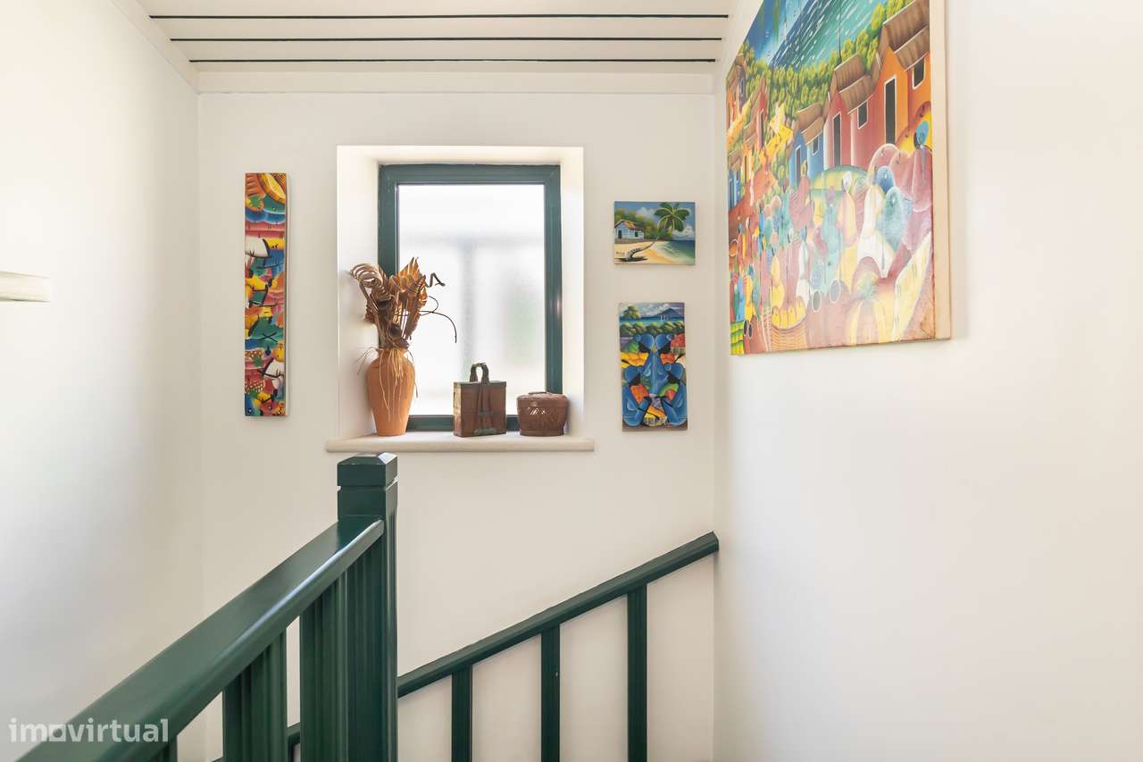 T4+1 Duplex em Primeira com 250m2, Linha de Mar | Sesimbra-27