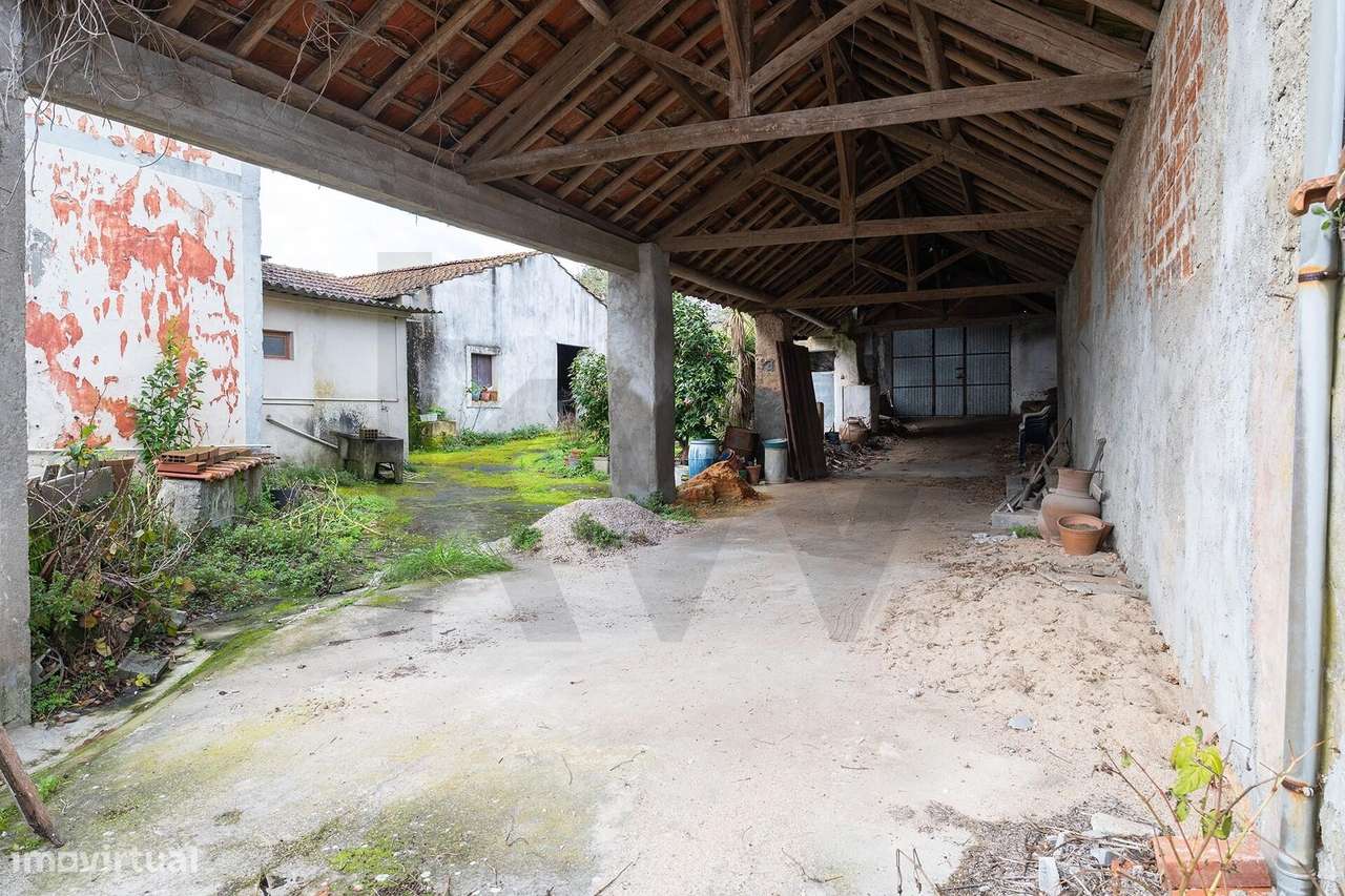 Moradia T10 com Terreno (ÁREA TOTAL 1143m2)  – Arneiro das Milhariças - Grande imagem: 3/41