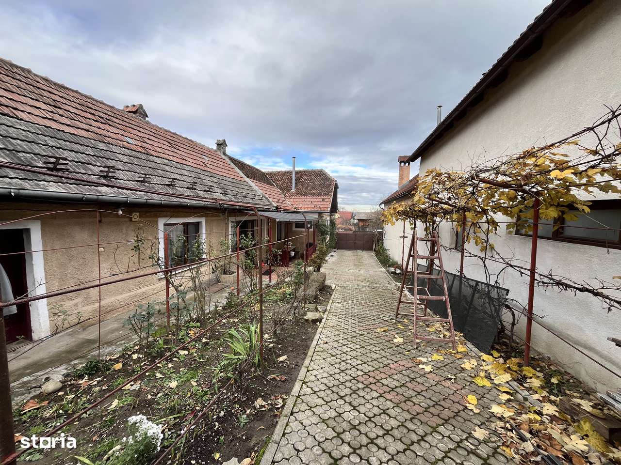 Casa individuala 140mp, teren 1555 mp, Sacele.-2