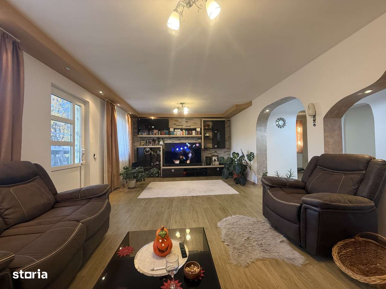 Vila de vânzare 160 mp - complet mobilată și utilata  - Câmpina ! - Imagine principală: 2/20