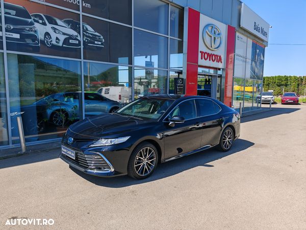 Toyota Camry 2.5 Hybrid Dynamic - 1