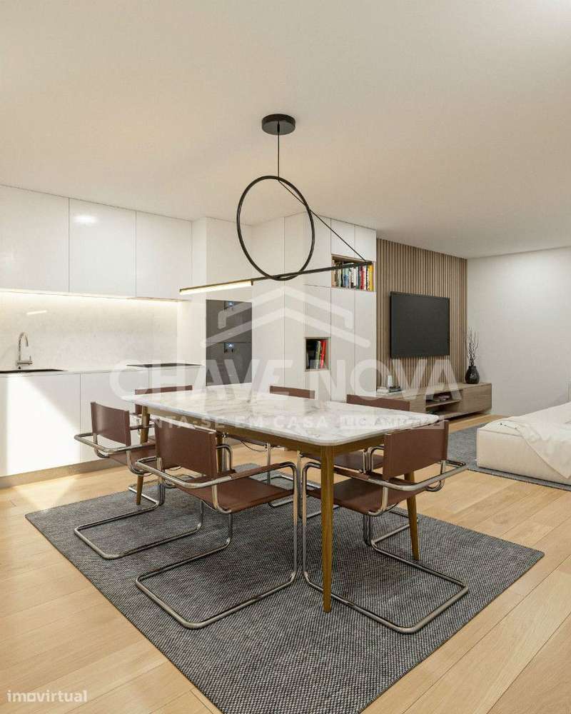 Apart. T4 Novo c/2 Lugares de Garagem - Condomínio Fechado na Madalena-12