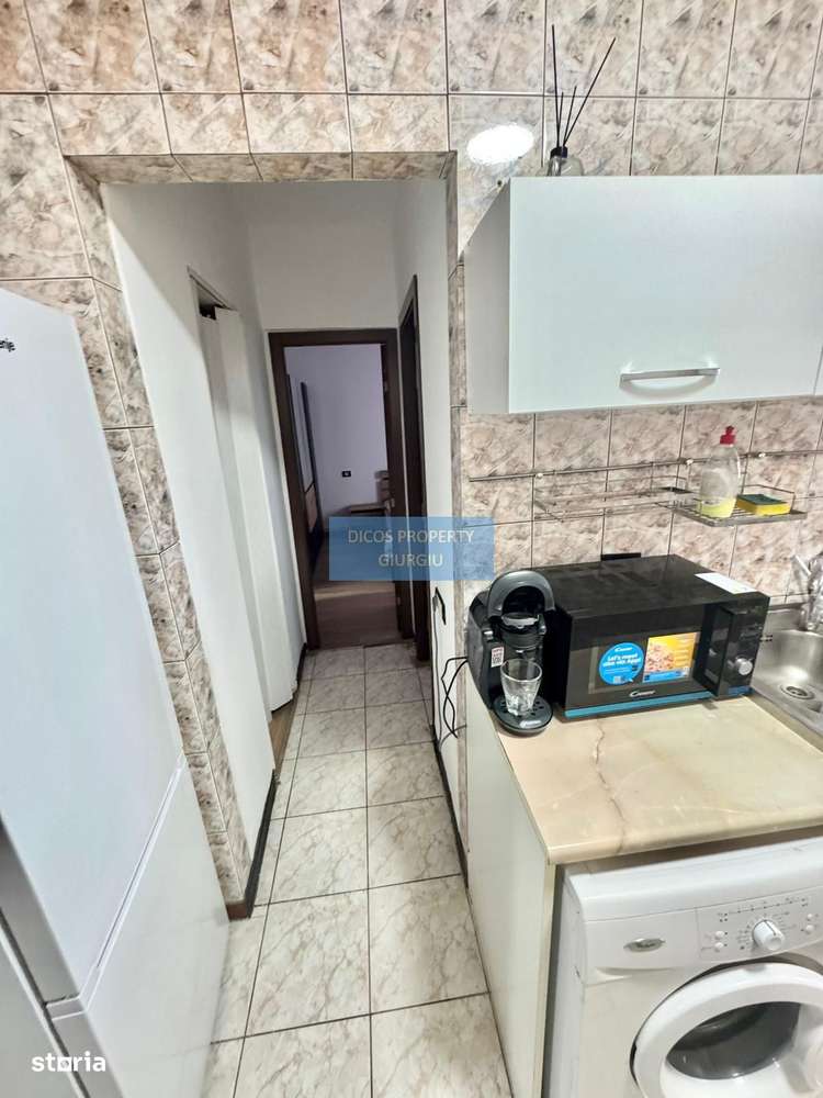 Apartament 3 camere, central-13