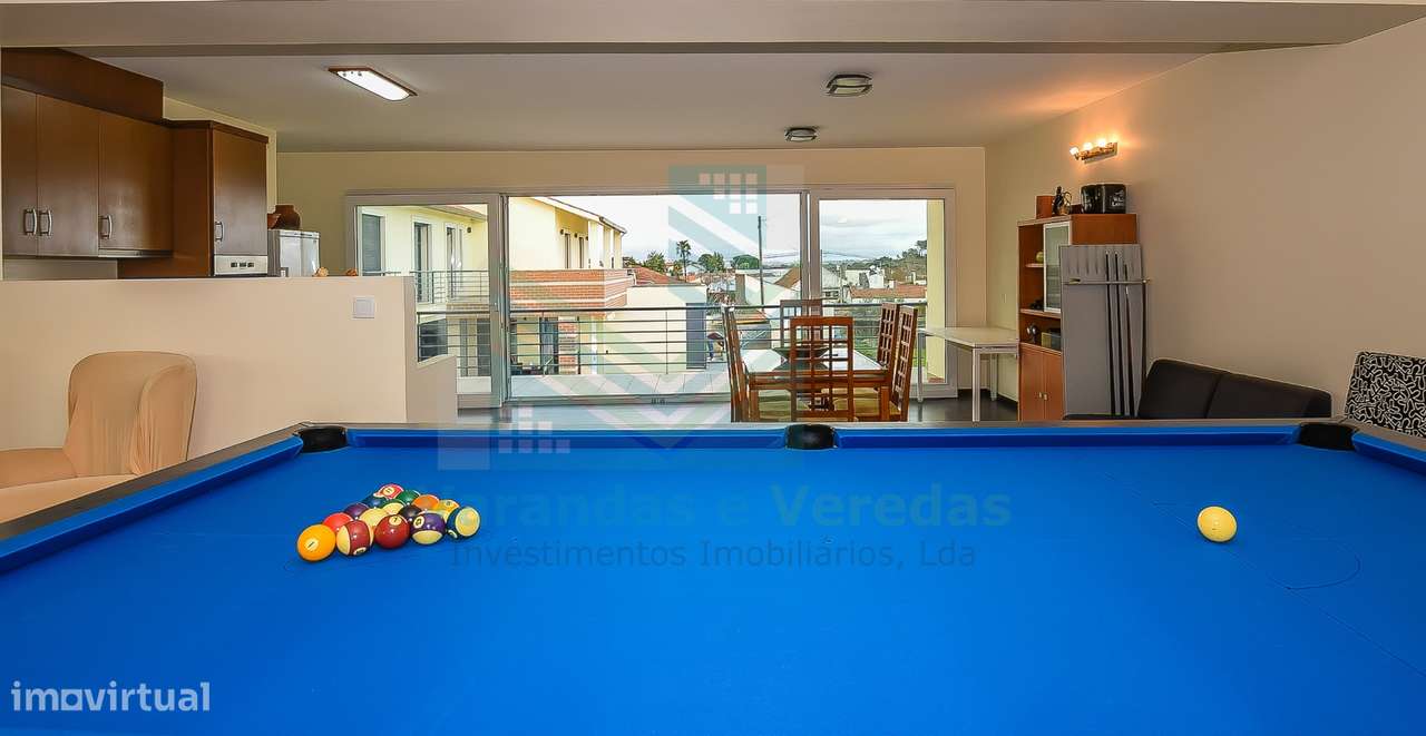 Moradia de luxo T5 com piscina e anexo-54