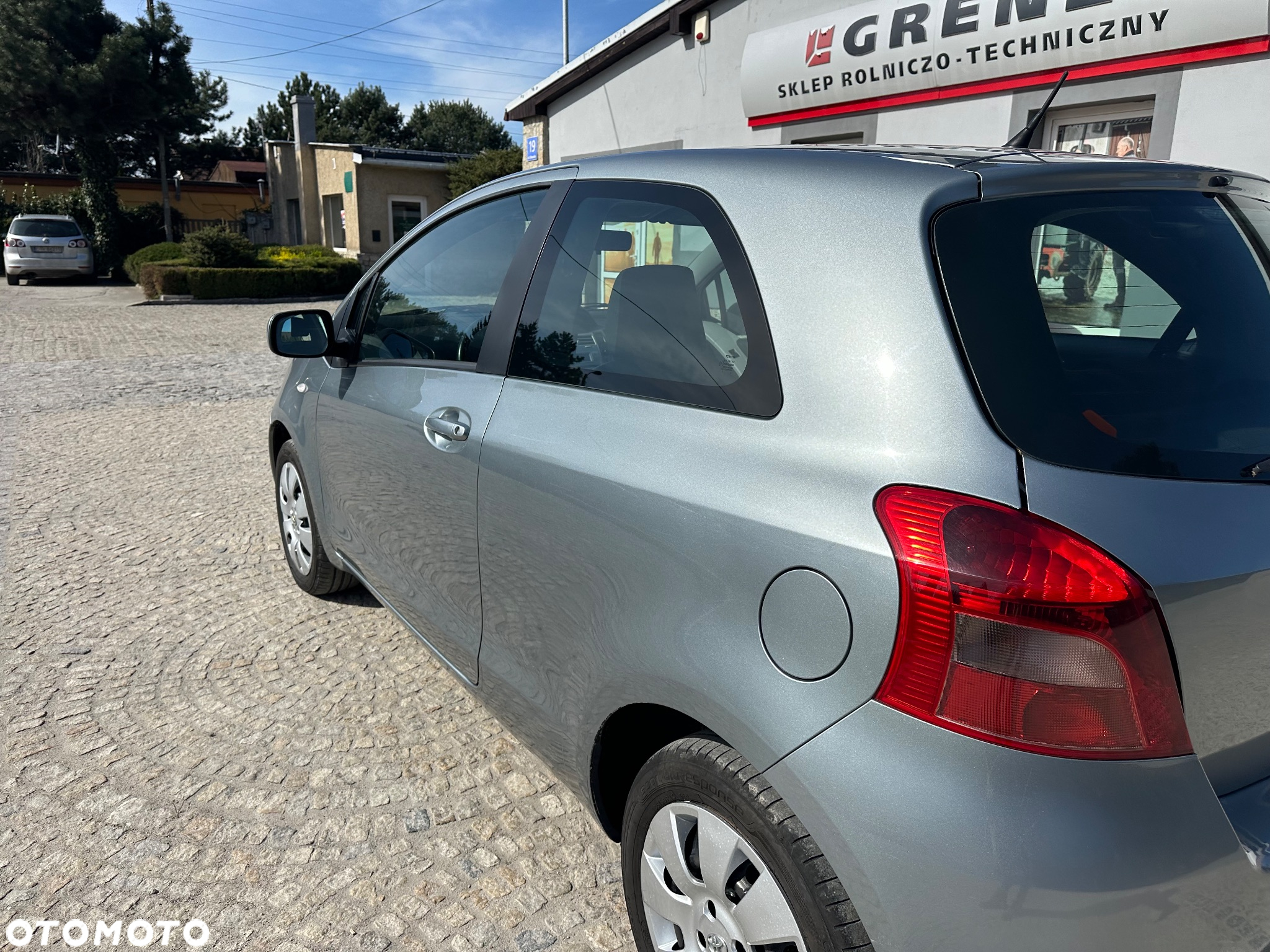 Toyota Yaris 1.0 Sol - 14