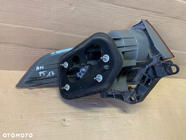 HONDA ACCORD VIII LAMPA TYLNA PRAWA W BŁOTNIK 2008-2010r SEDAN - 2