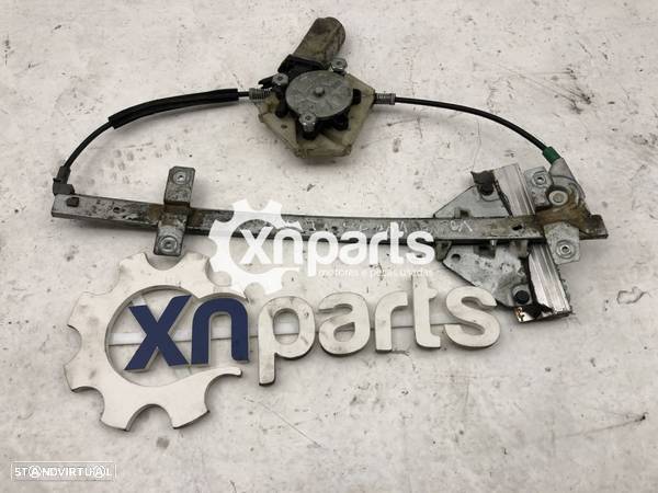 Motor elevador Frente Dto VOLVO V40 (645) 1.9 DI | 07.00 - 06.04 Usado - 2