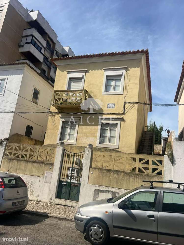 Moradia isolada composta por 2 habitações - Grande imagem: 3/26