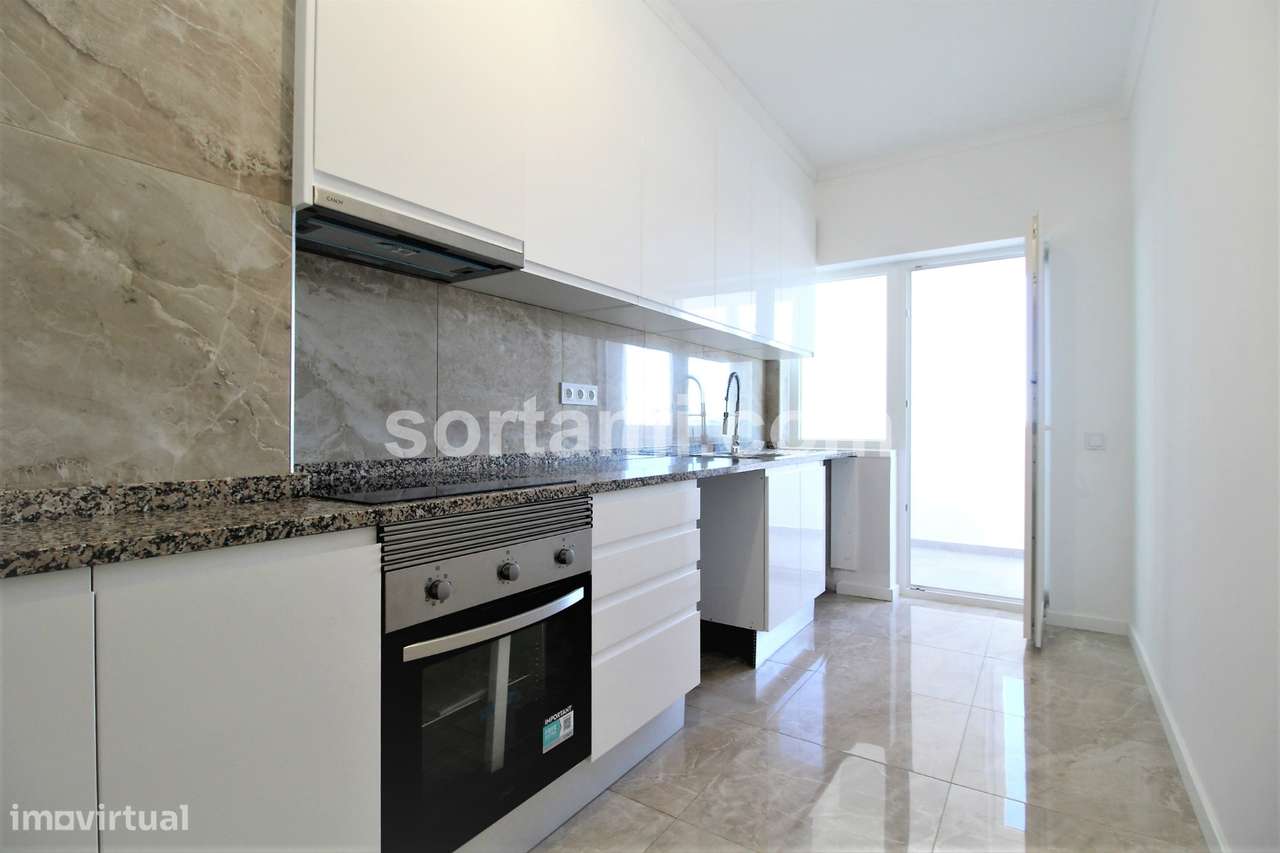 Apartamento T3 Venda em Portimão,Portimão - Grande imagem: 4/26