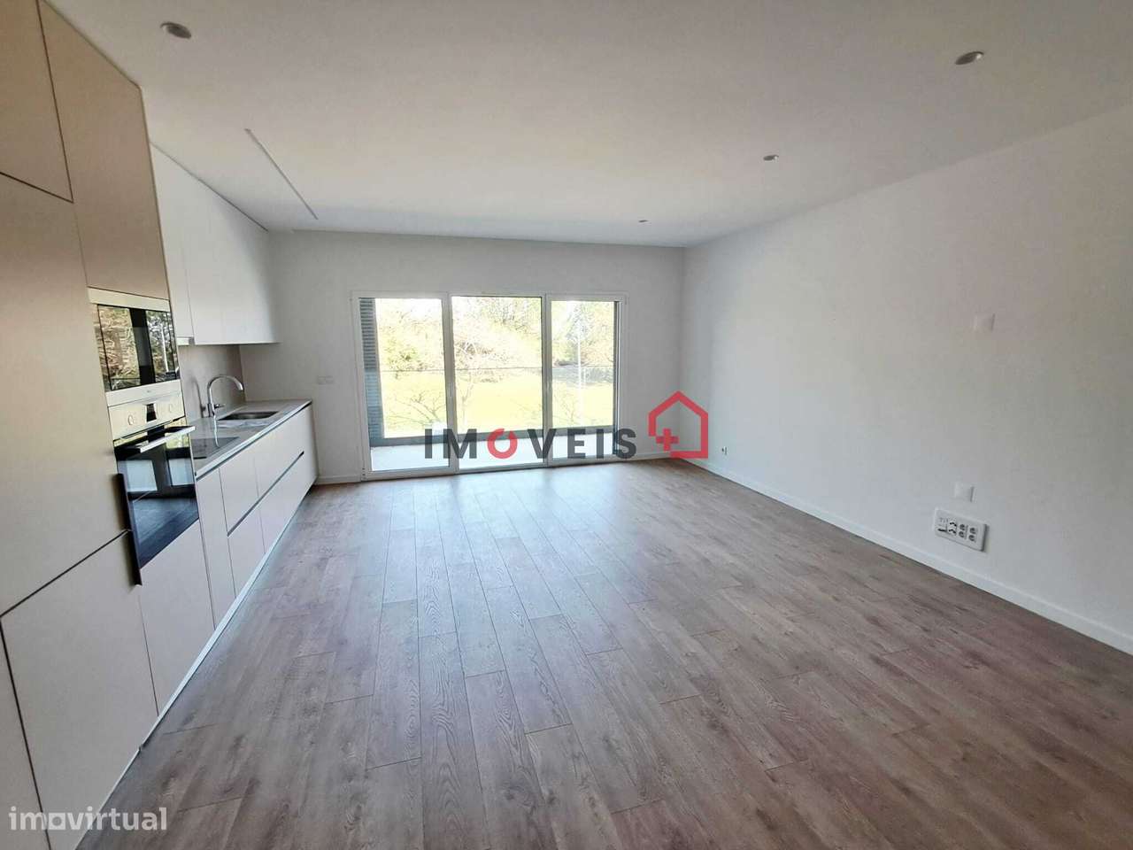 APARTAMENTO T2 NOVO – URBANIZAÇÃO SANTA CLARA - Grande imagem: 3/16