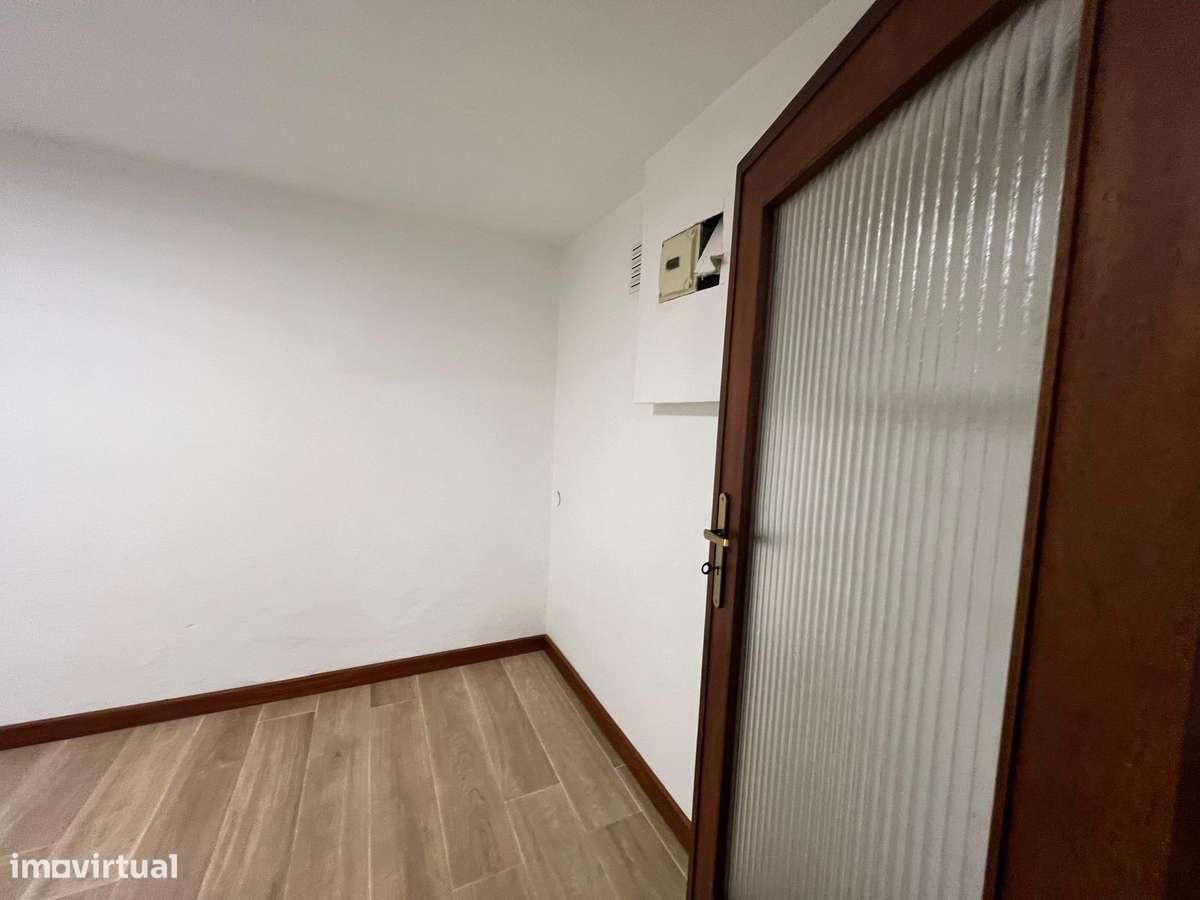 Moradia T4+2  3 Frentes monte dos Burgos-47