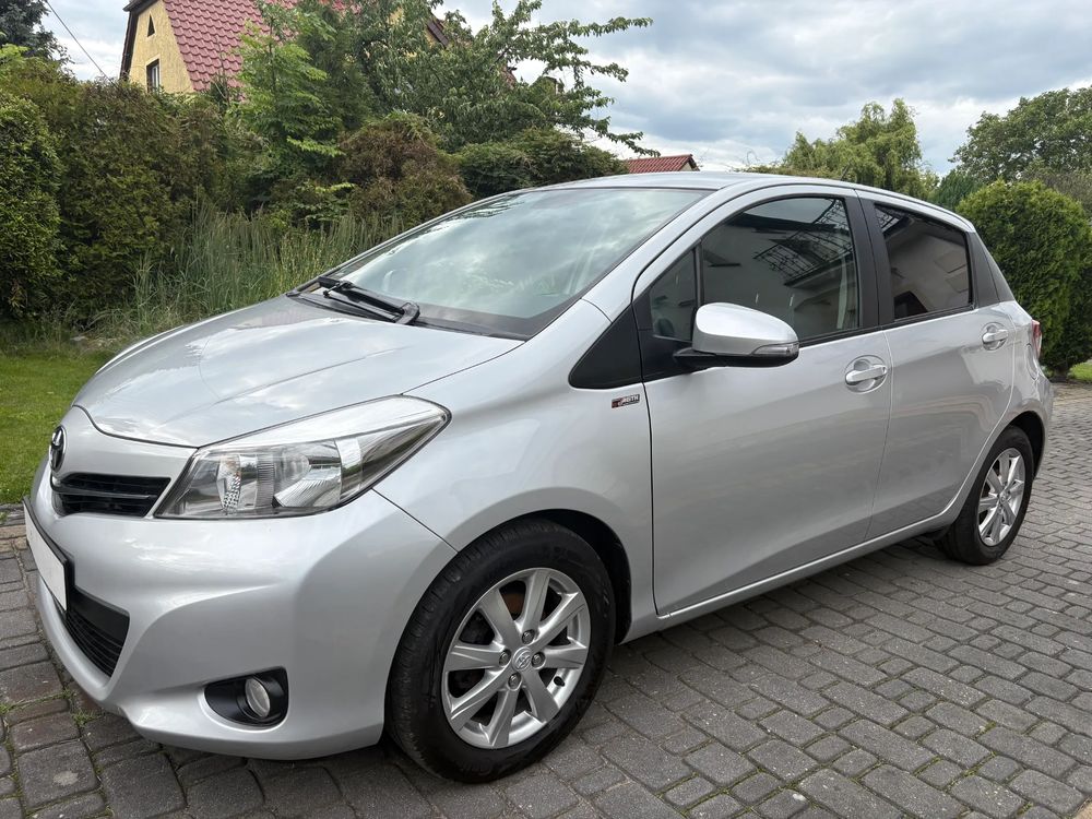 Toyota Yaris III (2011-2019) 2013