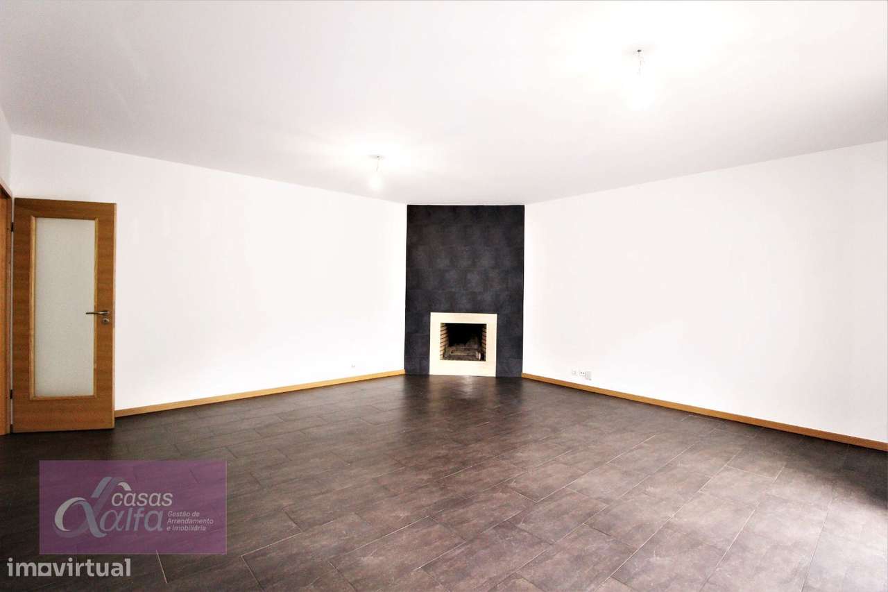 T3 Com boas áreas junto ao Centro de emprego Leiria - Grande imagem: 4/20