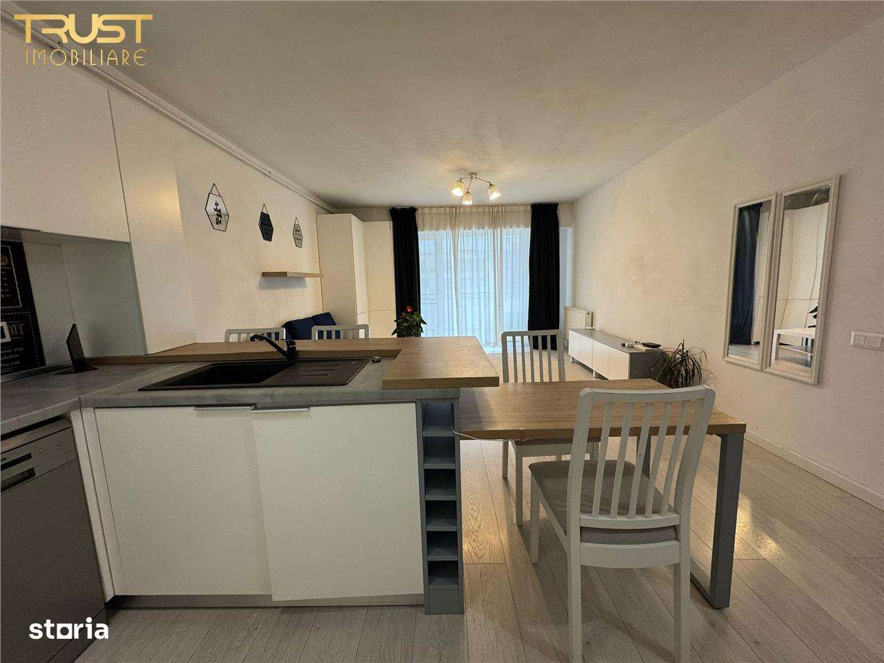 Scala Center l 2 camere l Mobilat si utilat l Parcare - Imagine principală: 4/7