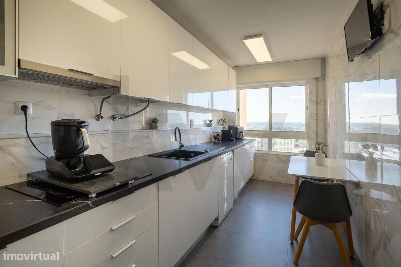 T4 com vista panorâmica e Arrecadacao - Grande imagem: 5/35