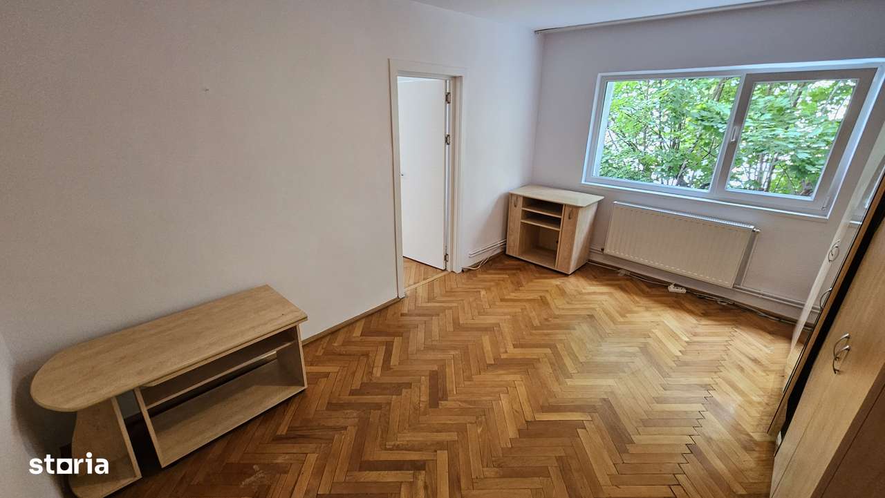 Apartament cu 3 camere semicentral, zona garii, et 3-1