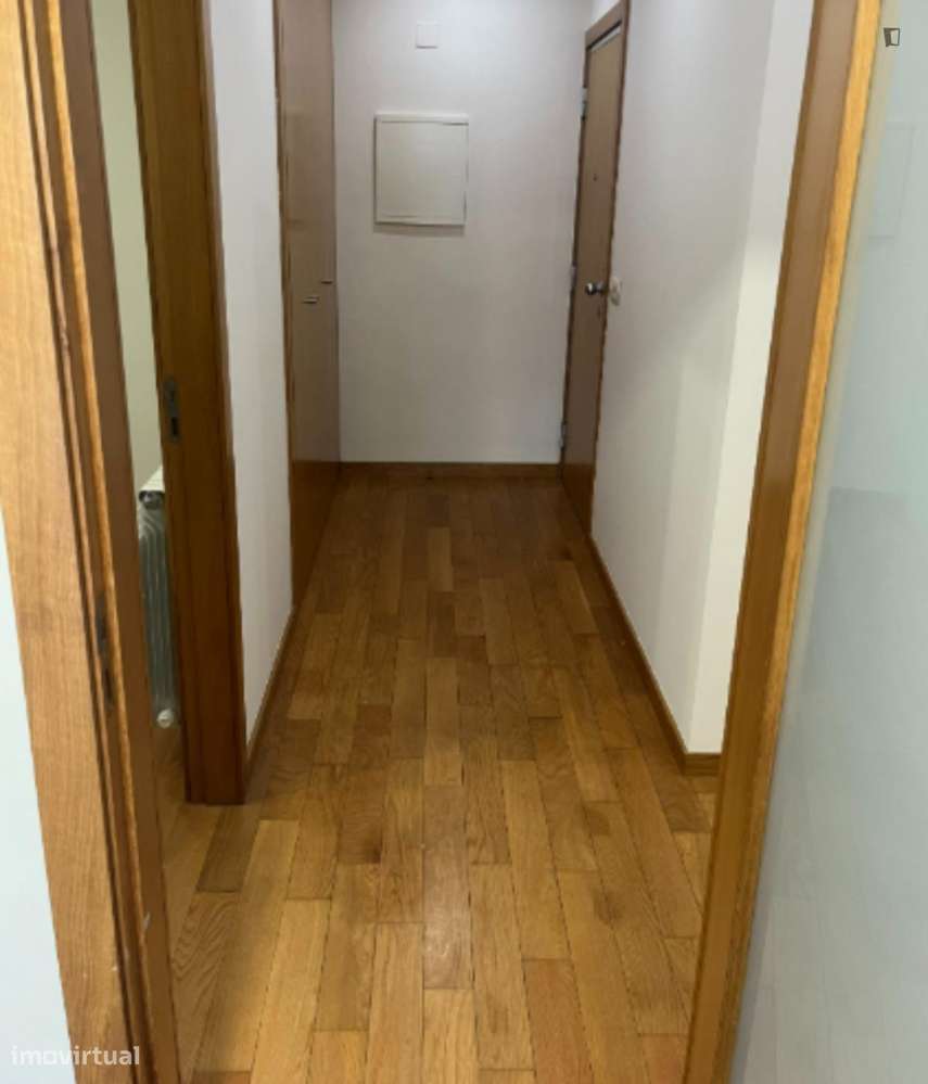 Quarto - localizado em Viana do castelo - Grande imagem: 3/6