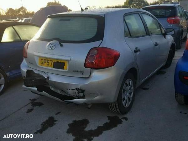 Dezmembrez Toyota Auris 14 D4D Diesel - 8