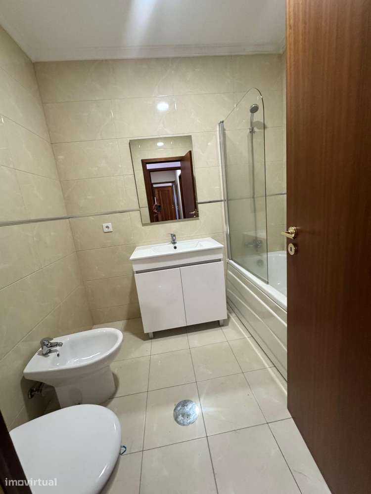 Apartamento T2 - Excelentes áreas - Perto da CESPU-5