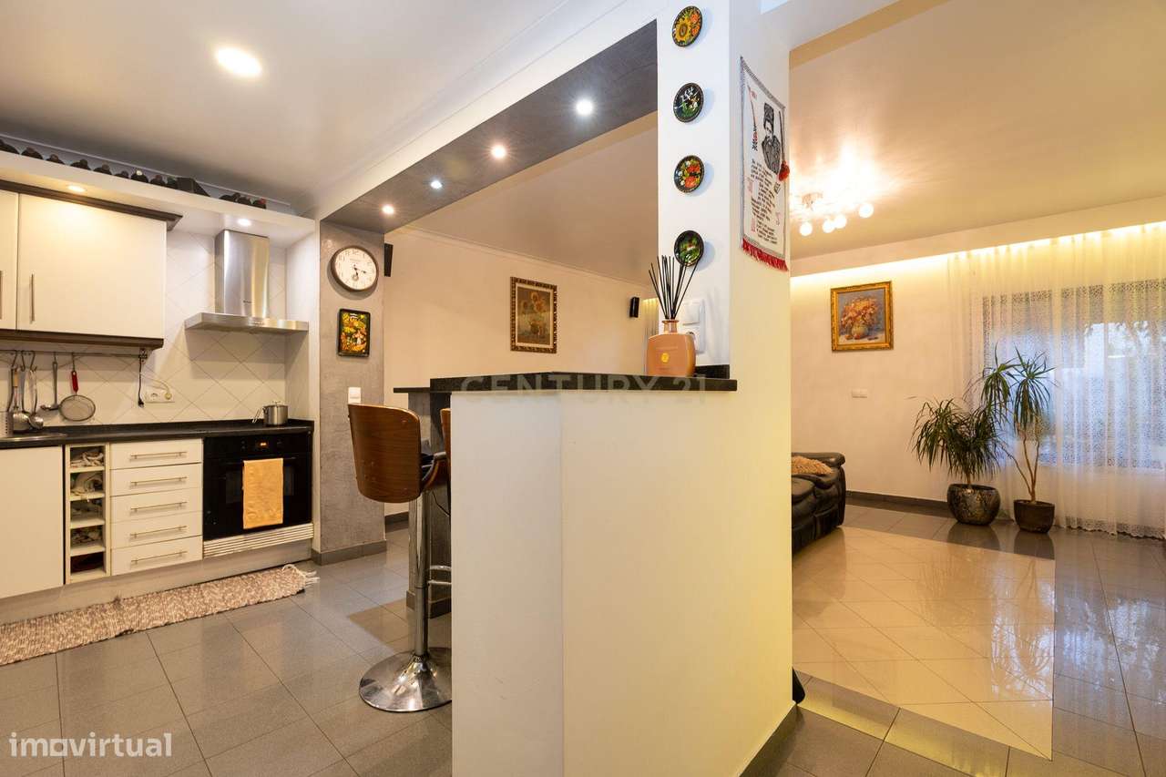 Moradia com Terraço  e vista para a Praia Fluvial do Rosário - Grande imagem: 5/33