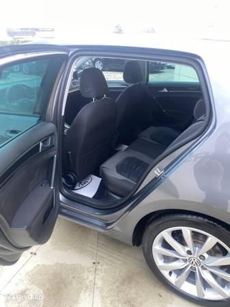 Volkswagen Golf 2.0 TDI (BlueMotion Technology) DSG Highline - 29