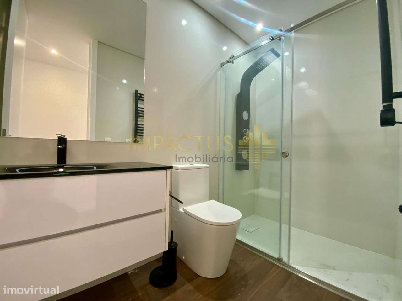 Apartamento T3 junto ao centro do Porto - Grande imagem: 5/19