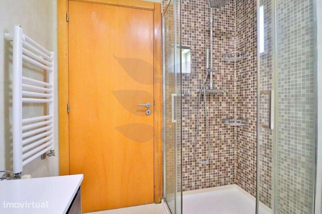 Venda apartamento T3 na freguesia de Este (São Pedro)-11