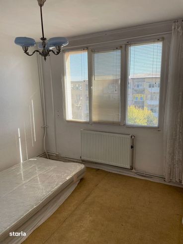De vanzare apartament 3 camere, zona 700 Bucuresti-4