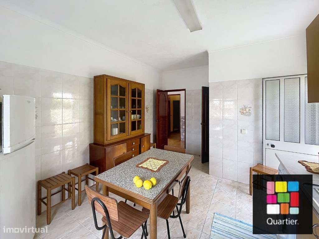 Moradia com 6 divisões-1