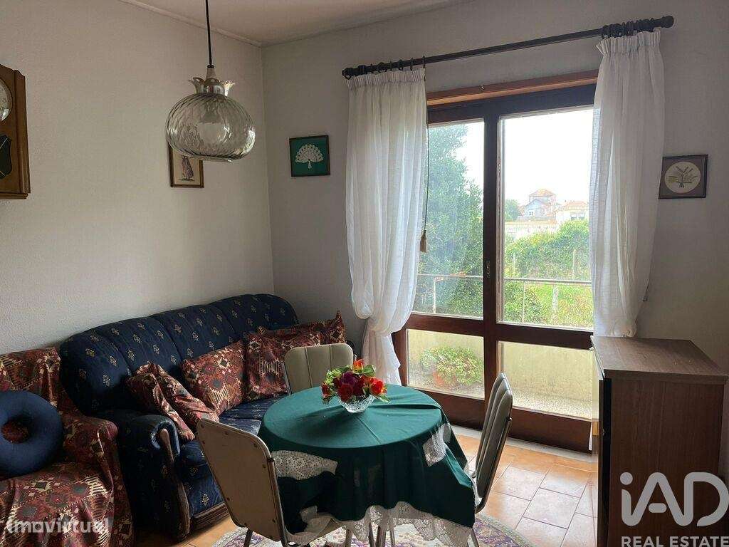 Moradia em banda T4 em Santa Marinha e São Pedro da Afurada de 180 m2 - Grande imagem: 5/21