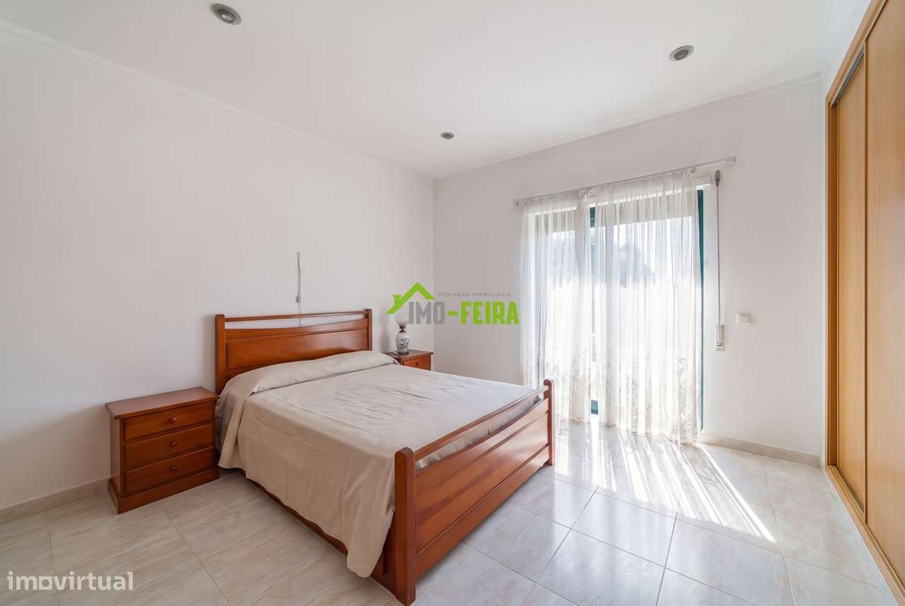 Moradia  T3+T2. ARRIFANA-38