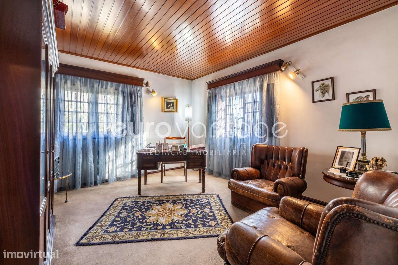 MORADIA T8 NO CENTRO DE LEIRIA-4