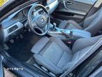 BMW Seria 3 318d Touring - 13