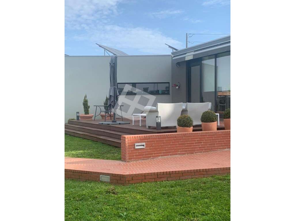 Moradia T4 Centro de Aveiro C/ Piscina - Grande imagem: 4/22