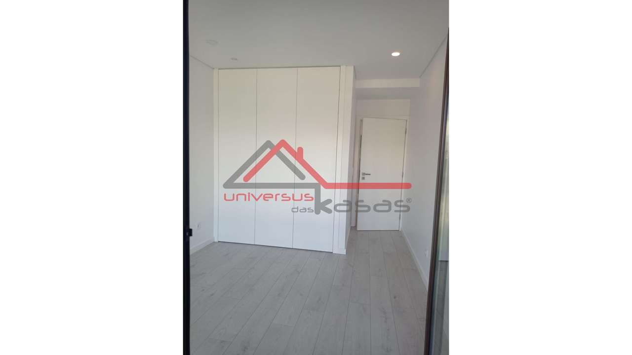 Apartamento T3+2 DUPLEX em Montijo-11