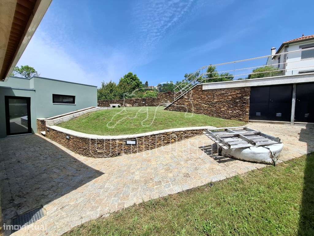 Fabulosa Moradia T4 com piscina-10