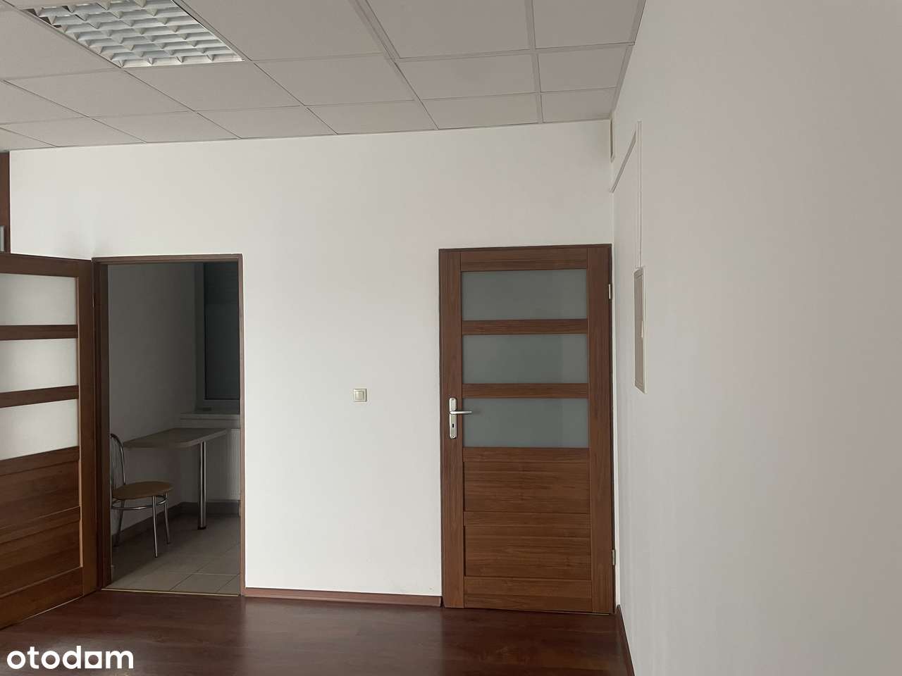 Wynajem lokalu 55m² z parkingiem i witryną - Pełny obrazek: 5/7