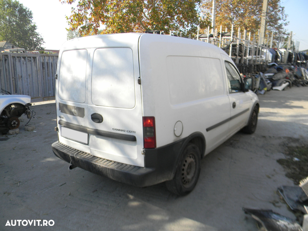 Dezmembrari  Opel COMBO C  2001  > 2011 1.3 CDTI 16V Motorina - 35