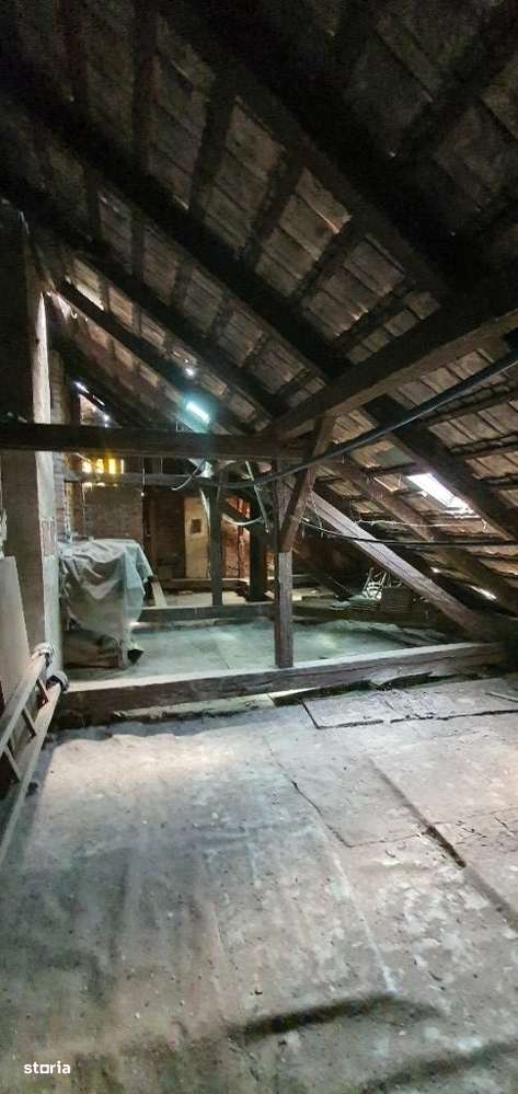 Apartament cu 3 camere pe str. Iuliu Maniu-8