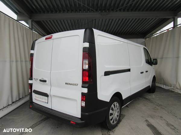 Renault Trafic - 2