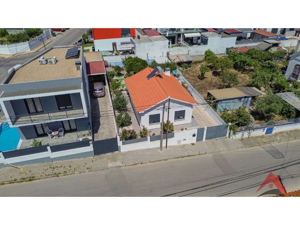 Moradia Térrea T1 Seminova - Conforto e Qualidade de Vida-47