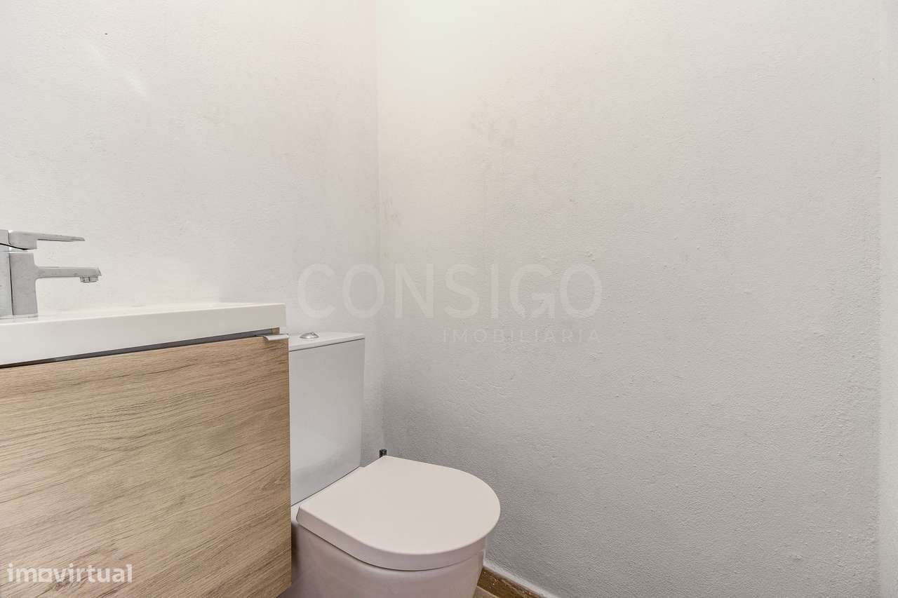 Moradia com 170 m², jardim, zona de barbecue e estacionamento para dua-14