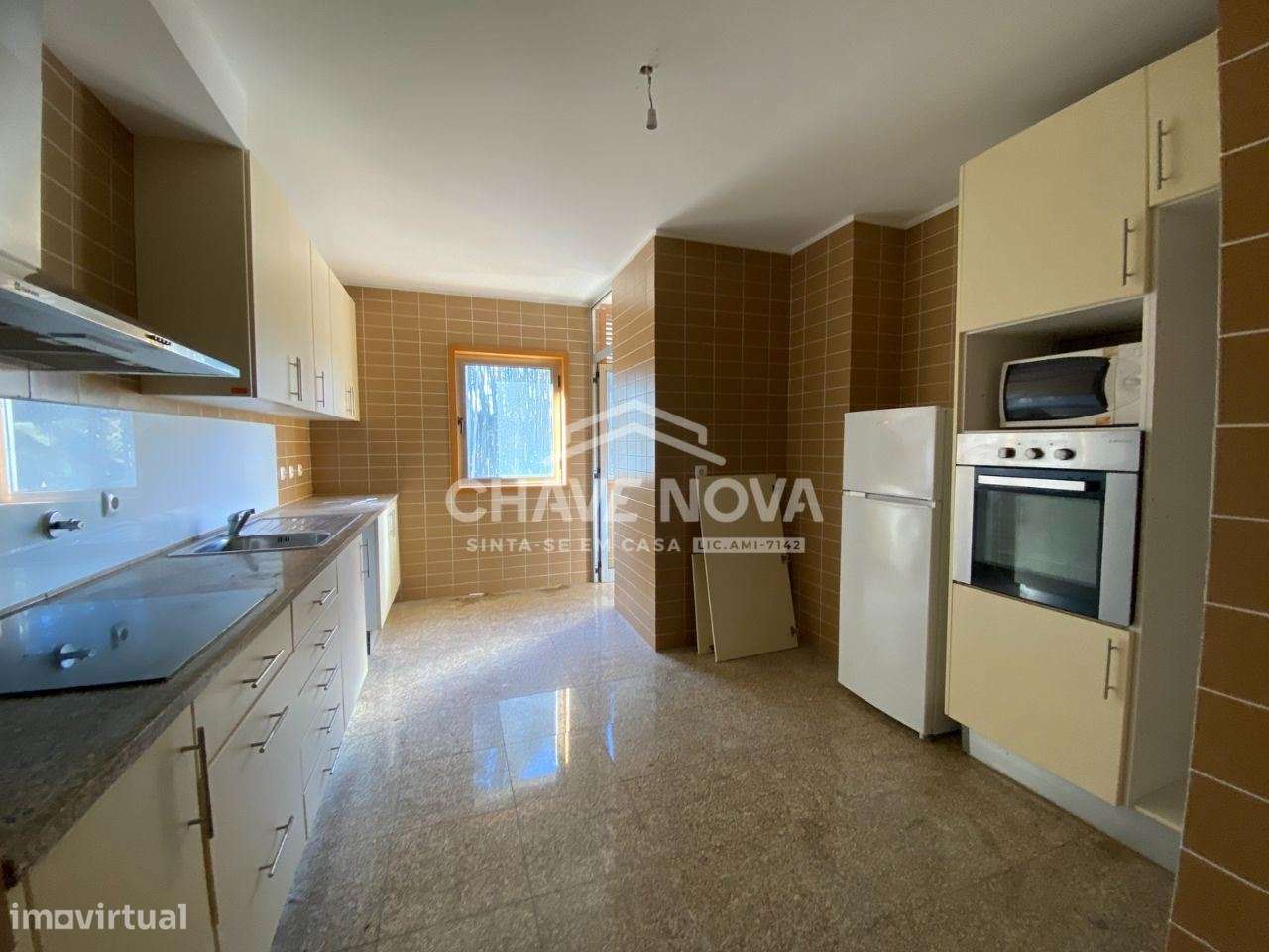 T3 c/ Lugar de Garagem em Moreira (Maia) - Grande imagem: 5/19