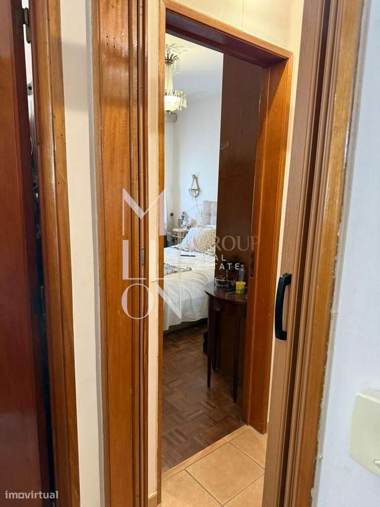 Apartamento T1 com 57,60 m2, situado em Oeiras, numa zona tranquila-5