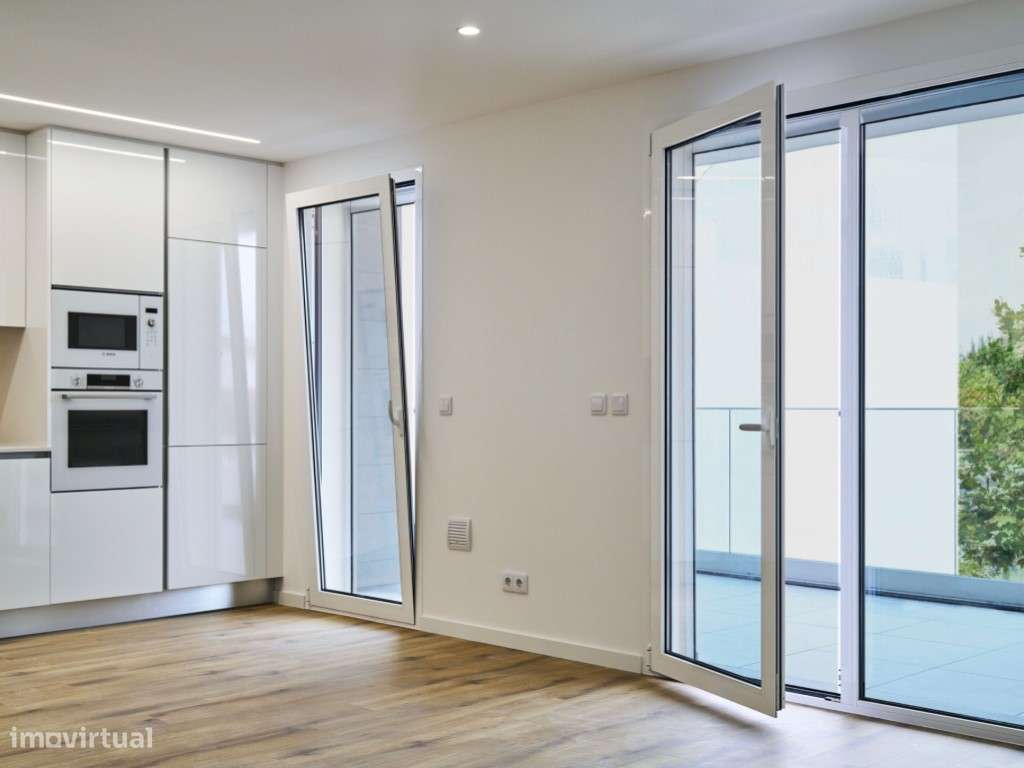 Edifício Independência- T2, r/c, excelentes áreas a 400 metros da p... - Grande imagem: 3/27