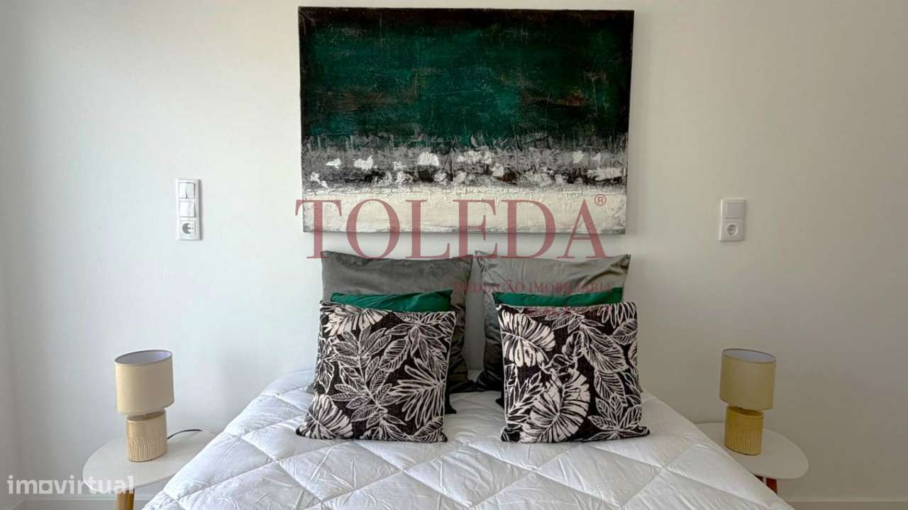 Apartamento T3 Remodelado a Estrear no Centro de Benfica-19