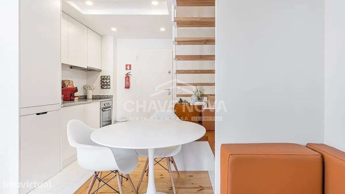 Apresento-lhe este apartamento T1 Duplex Em Vila Nova de Gaia, - Grande imagem: 2/12