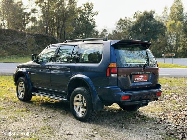 Mitsubishi Pajero Sport 2.5 TD GLS - 26