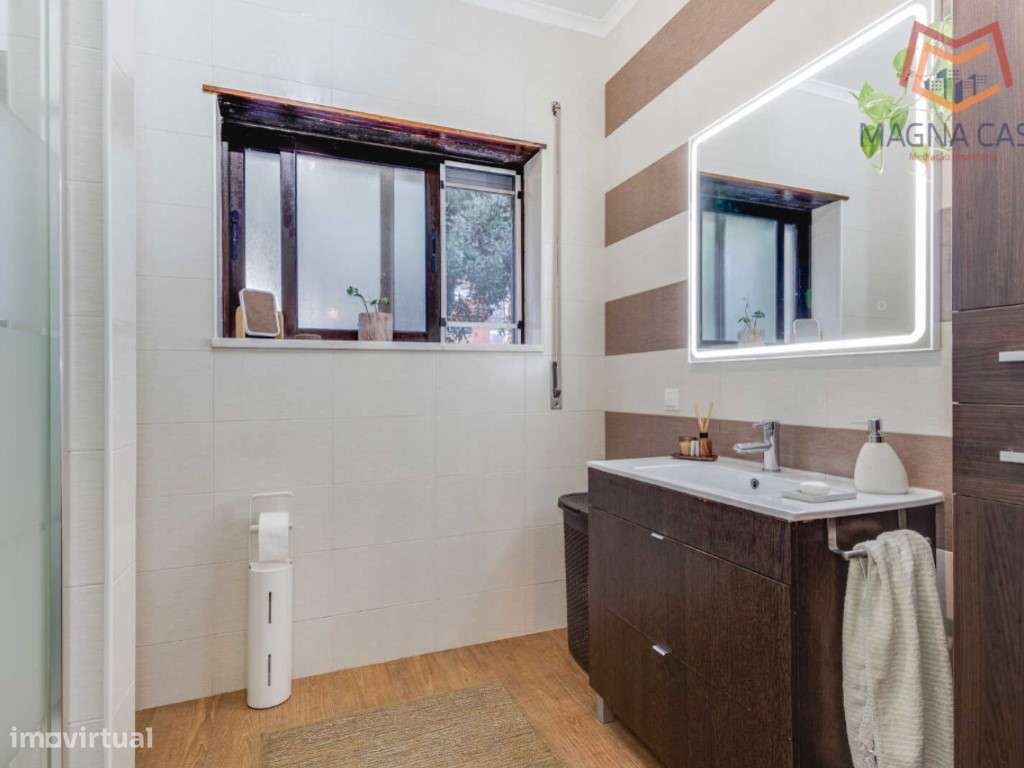 Moradia T10 com logradouro a 5 min da A5, a 7 min de carro da Nova ...-42